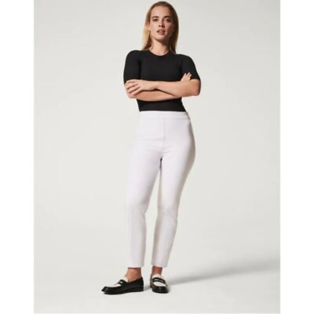 BNWT SPANX Slim Straight Pants Size Small